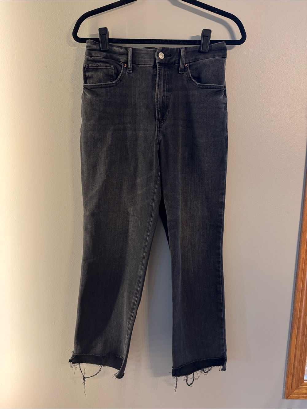 Express Black Cropped Straight Jeans with Frayed Hem